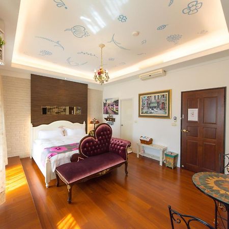 British Country Inn B&B Луодонг Екстериор снимка